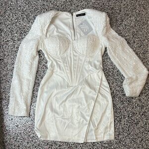 Blithe LA Elegant White Dress with Textured Sleeves